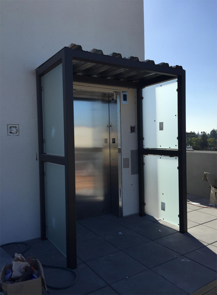 awning-elevator